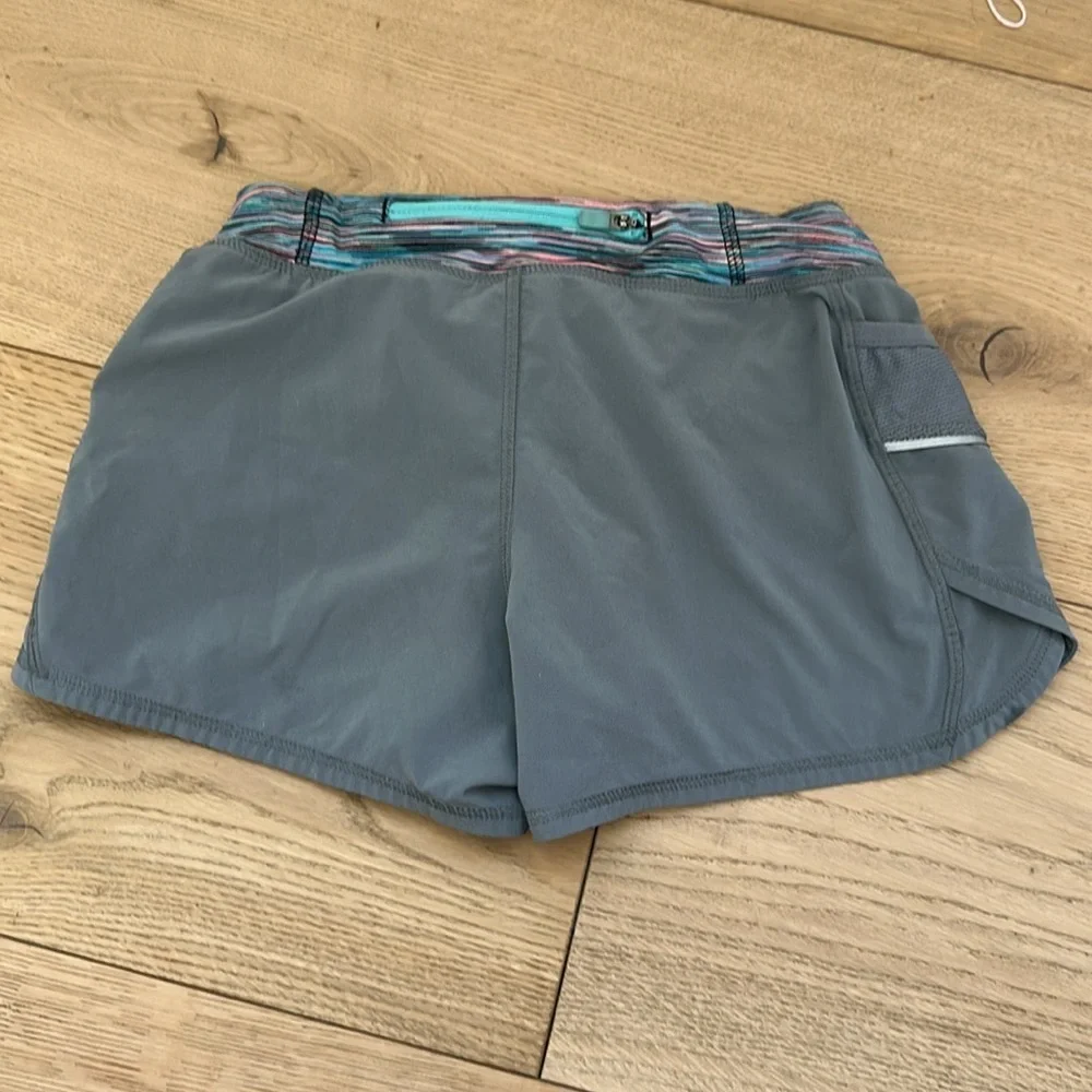 Athleta Gray girls Shorts with Multicolor Waistband 8/10